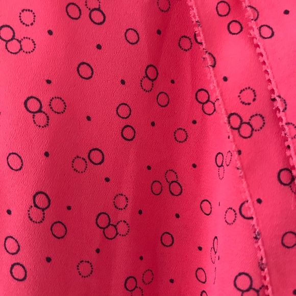 Ann Taylor tank style blouse. - Picture 3 of 4